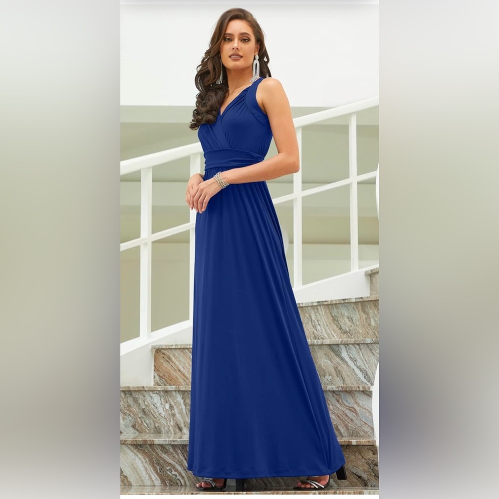 Womens Long Sleeveless Flowy Evening Gown NWT - Cobalt/Royal Blue, Medium